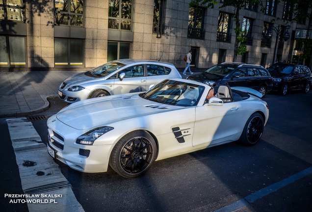 Mercedes-Benz SLS AMG Roadster