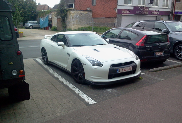 Nissan GT-R