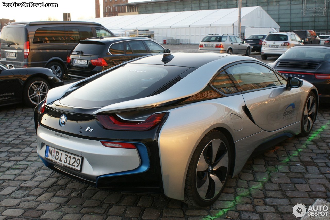 BMW i8