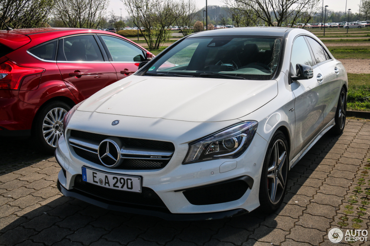 Mercedes-Benz CLA 45 AMG C117