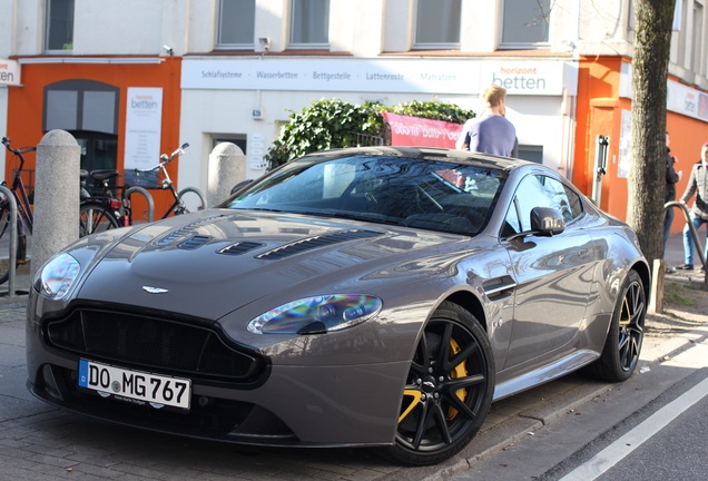 Aston Martin V12 Vantage S