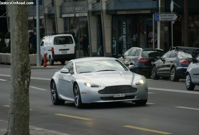 Aston Martin V8 Vantage N400