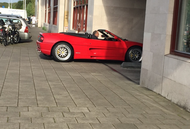 Ferrari F355 Spider