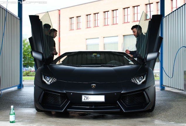 Lamborghini Aventador LP700-4 Roadster