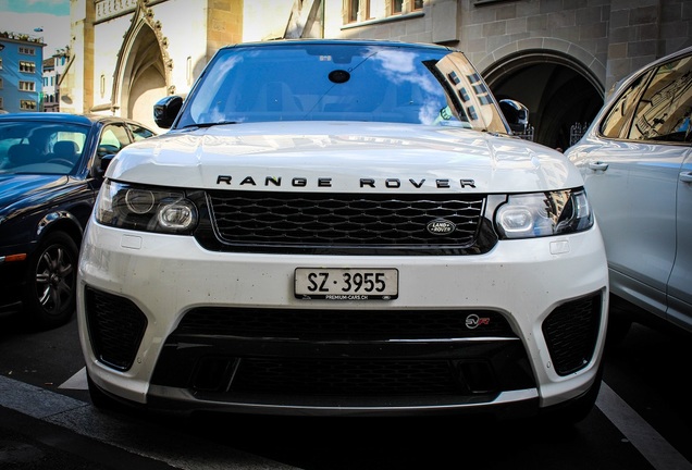 Land Rover Range Rover Sport SVR