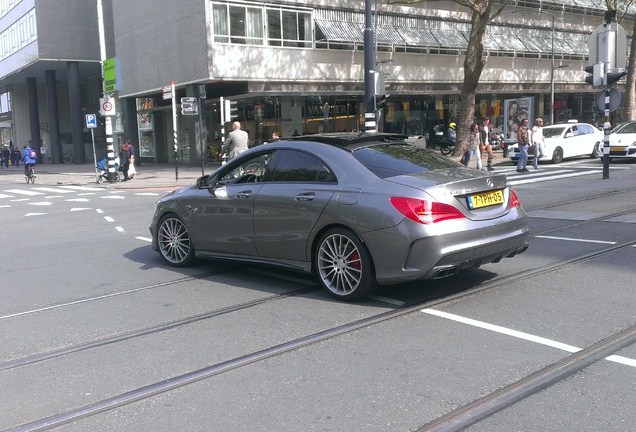 Mercedes-Benz CLA 45 AMG C117