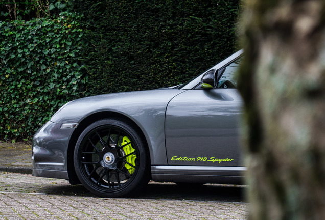 Porsche 997 Turbo S 918 Spyder Edition