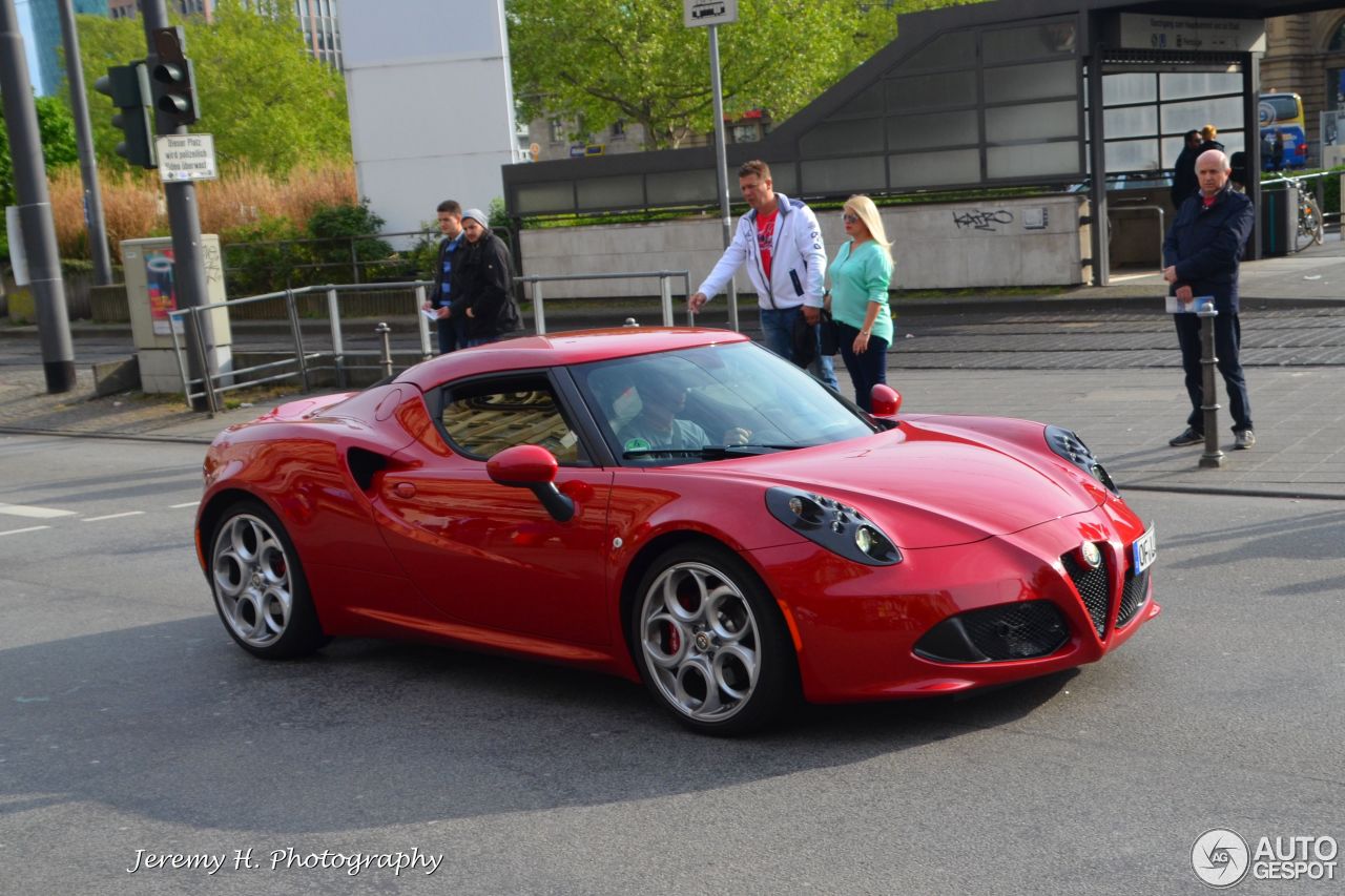 Alfa Romeo 4C Coupé