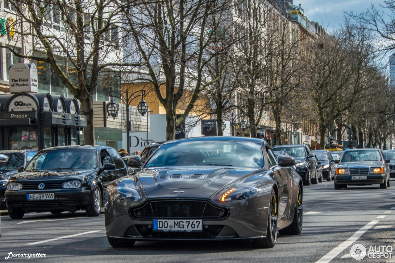 Aston Martin V12 Vantage S