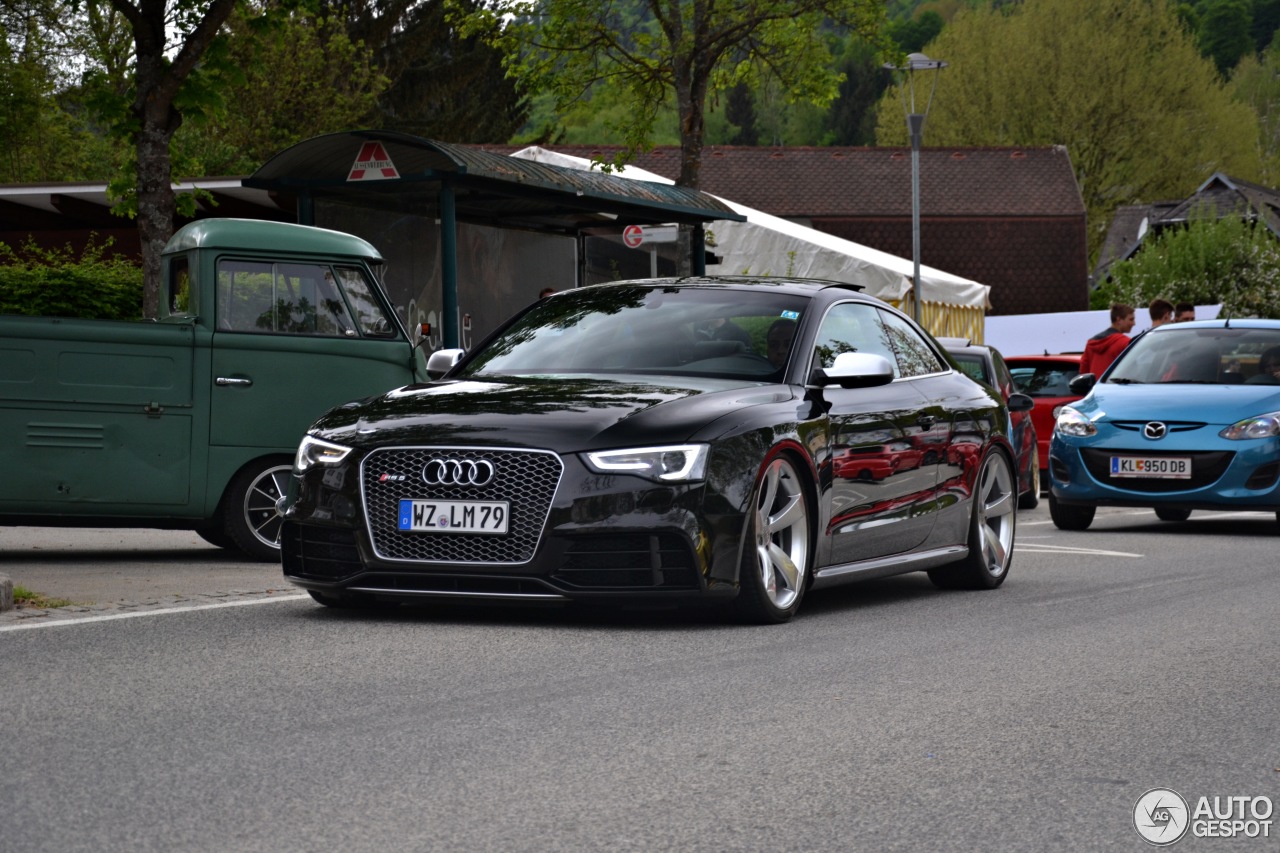 Audi RS5 B8 2012