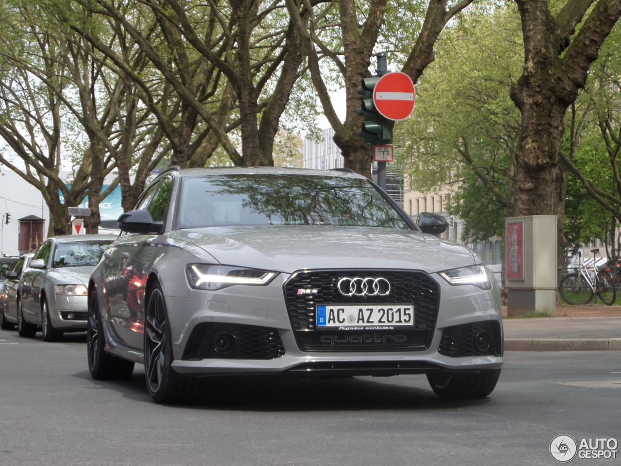 Audi RS6 Avant C7 2015