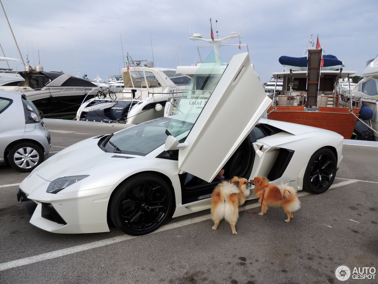 Lamborghini Aventador LP700-4