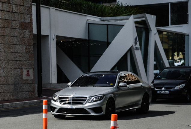 Mercedes-Benz S 63 AMG V222