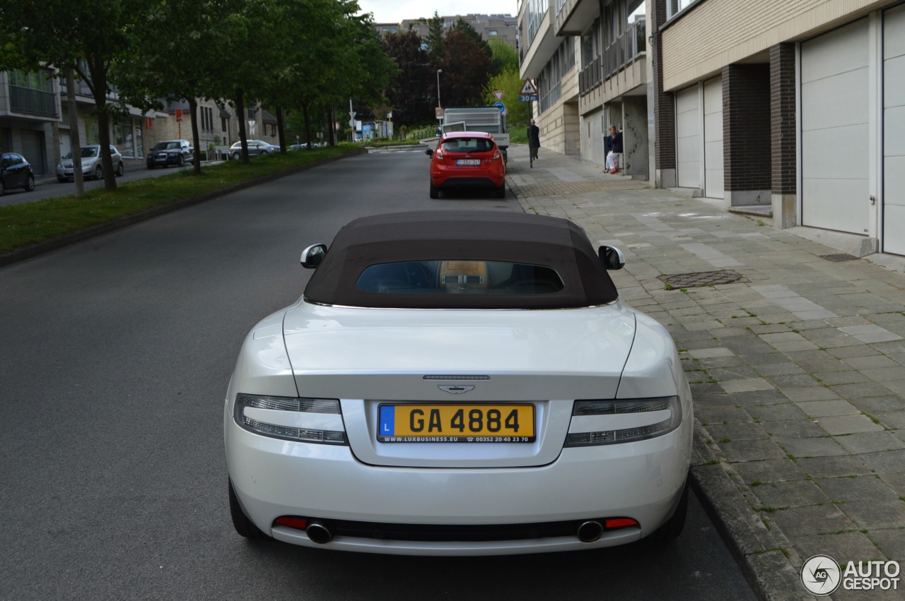 Aston Martin DB9 Volante