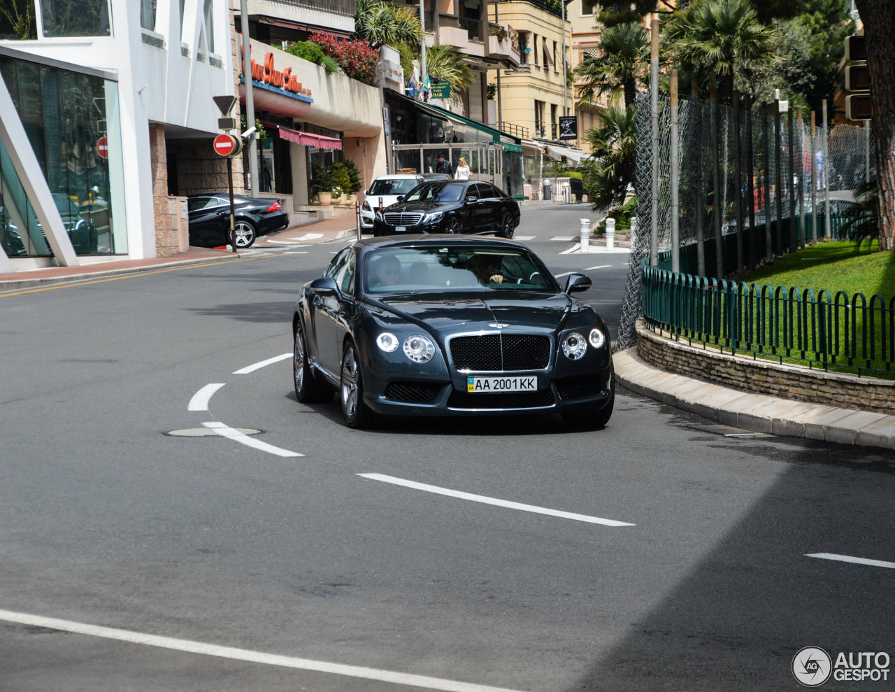 Bentley Continental GT V8