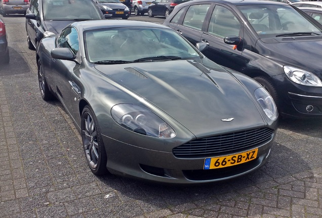 Aston Martin DB9