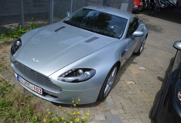 Aston Martin V8 Vantage