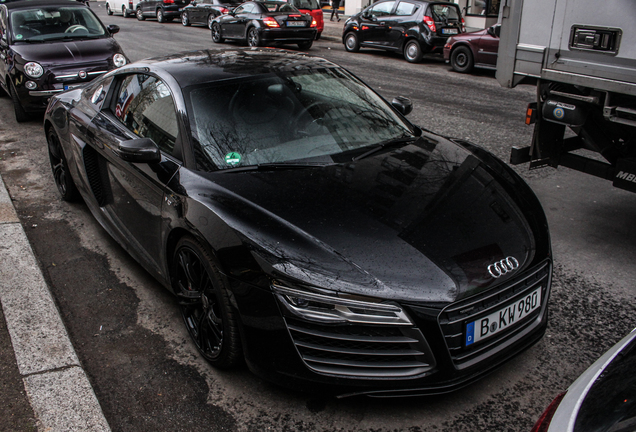 Audi R8 V10 Plus 2013