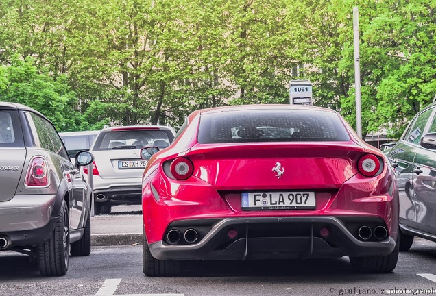 Ferrari FF