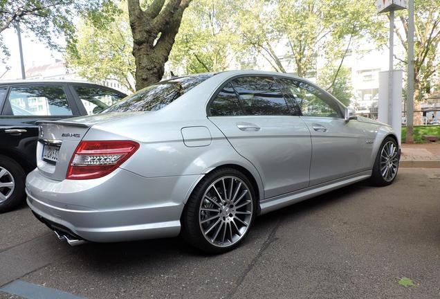 Mercedes-Benz C 63 AMG W204