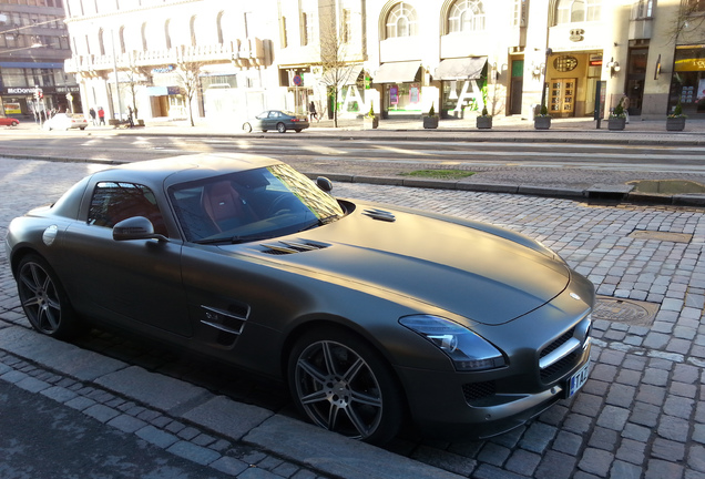 Mercedes-Benz SLS AMG