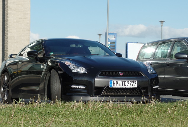 Nissan GT-R 2013