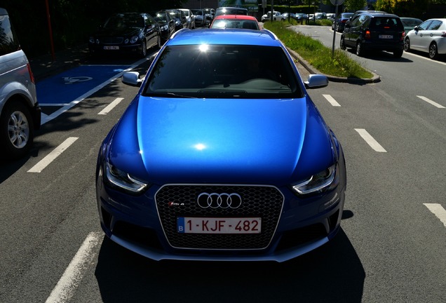 Audi RS4 Avant B8