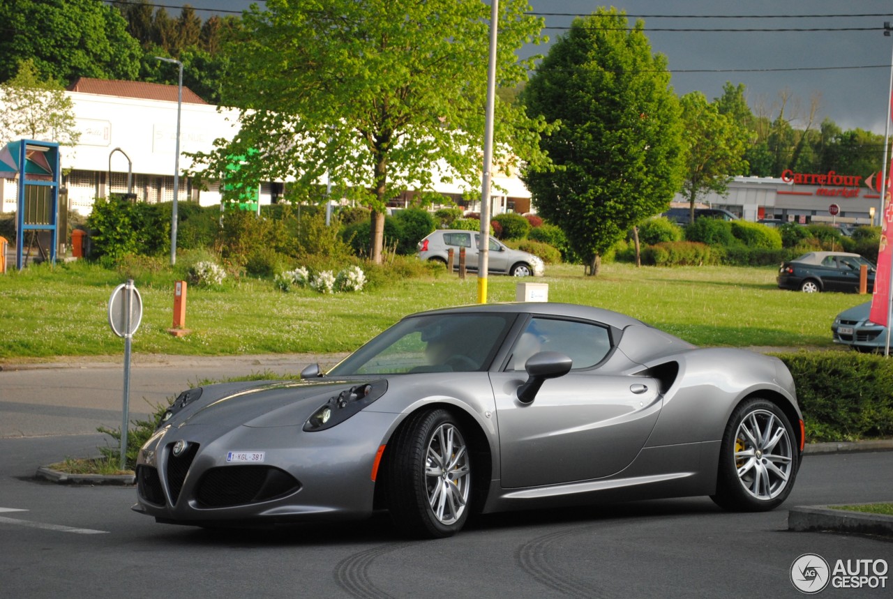 Alfa Romeo 4C Coupé