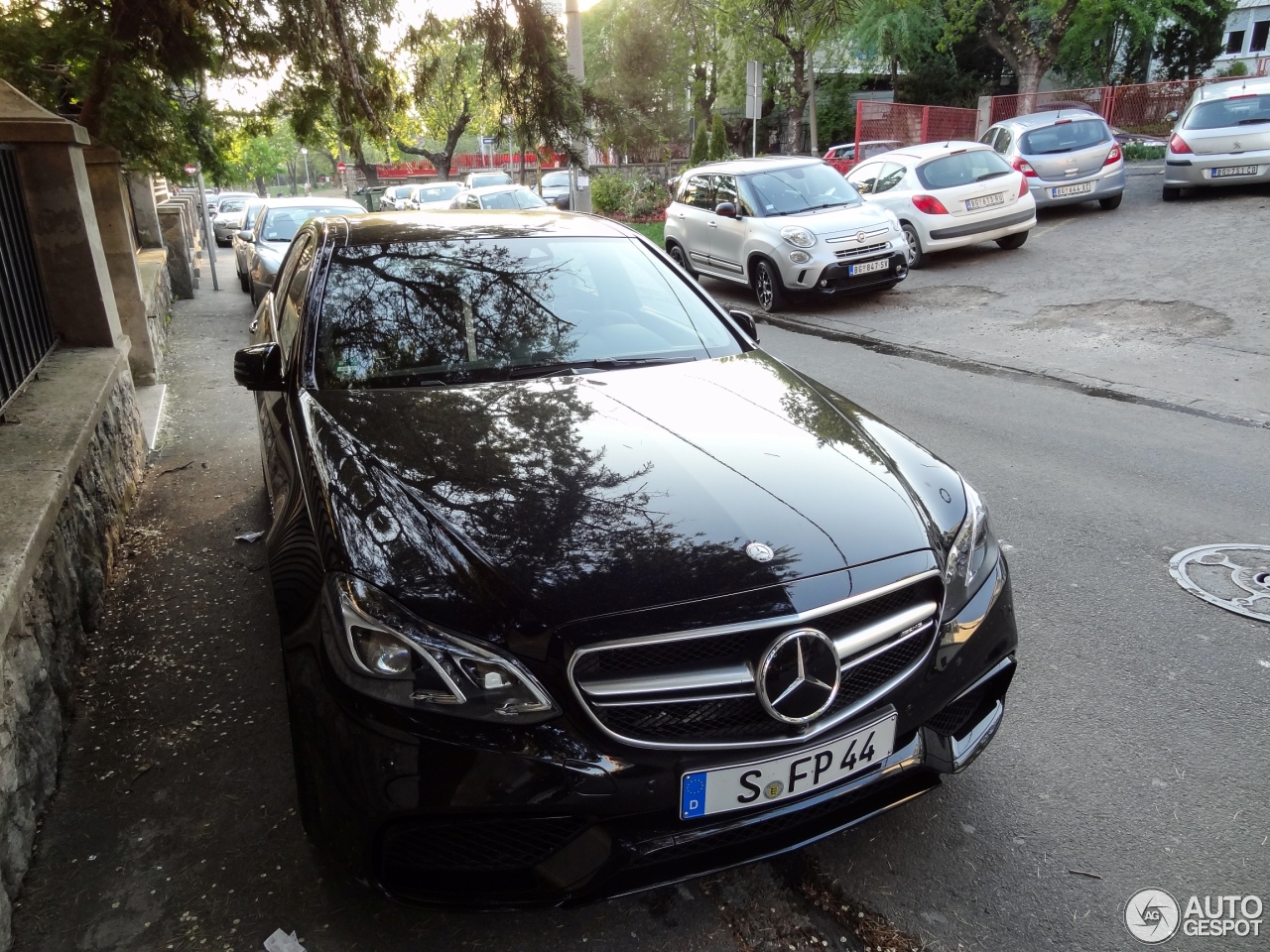 Mercedes-Benz E 63 AMG S W212