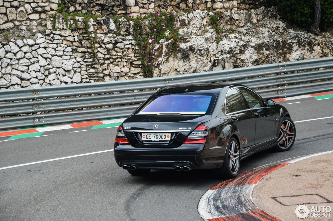 Mercedes-Benz S 63 AMG W221