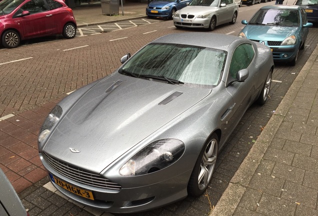 Aston Martin DB9