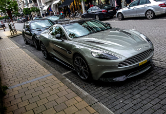 Aston Martin Vanquish 2013