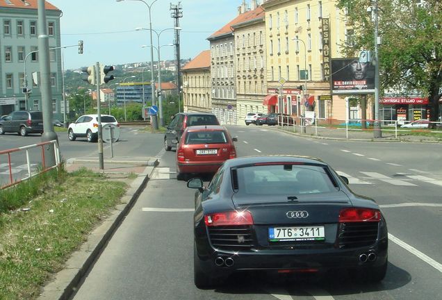 Audi R8