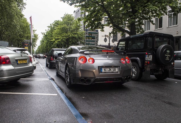 Nissan GT-R 2014