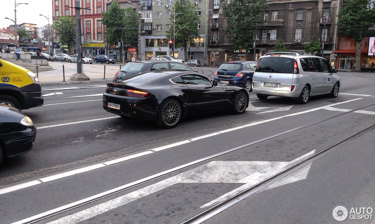 Aston Martin V8 Vantage