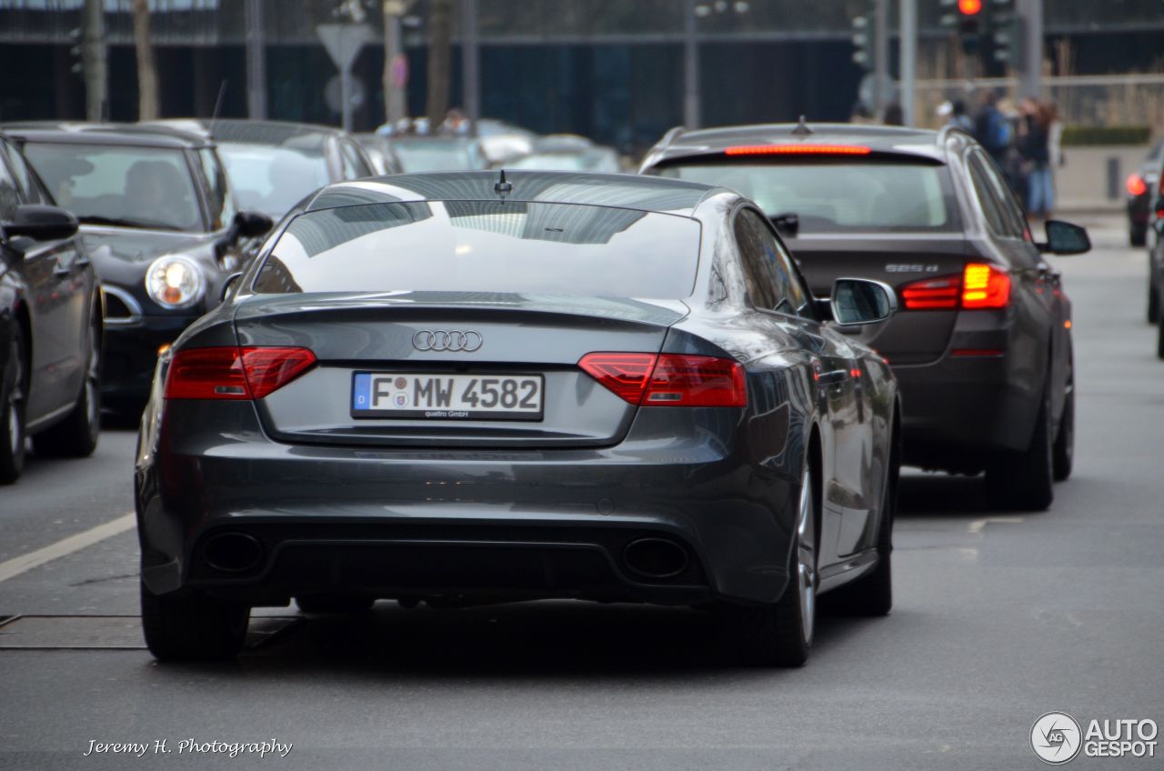 Audi RS5 B8 2012