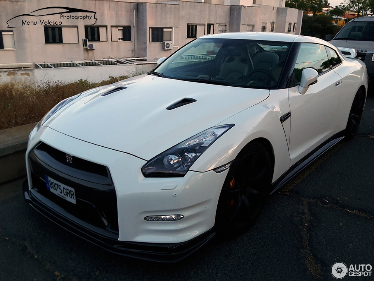 Nissan GT-R 2012