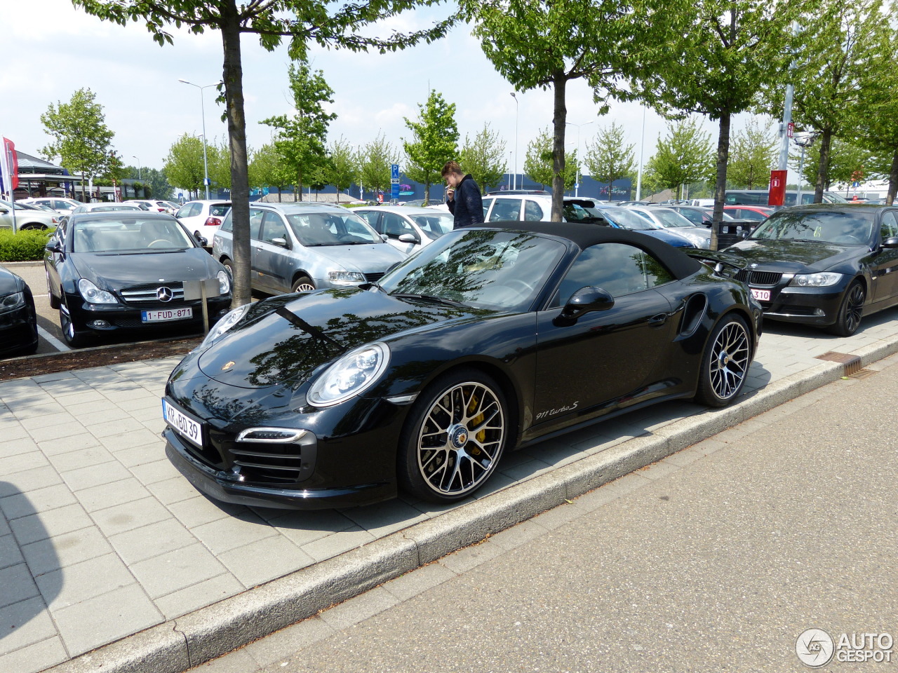 Porsche 991 Turbo S Cabriolet MkI