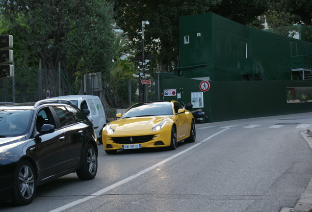 Ferrari FF