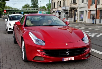 Ferrari FF