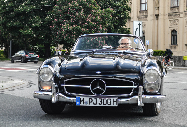 Mercedes-Benz 300SL Roadster