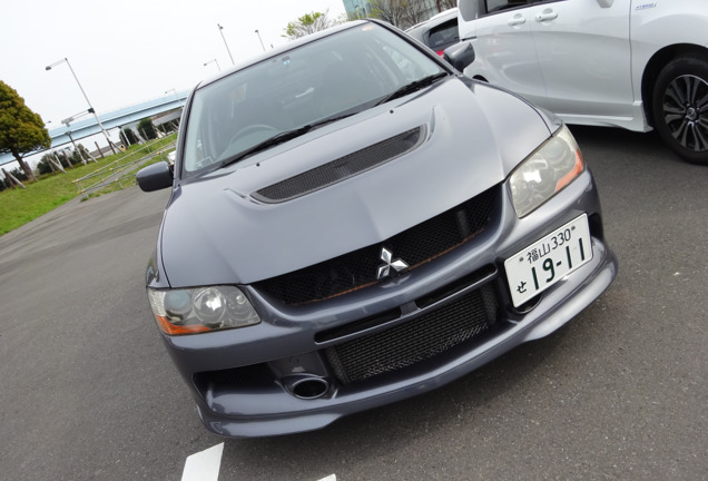 Mitsubishi Lancer Evolution IX MR