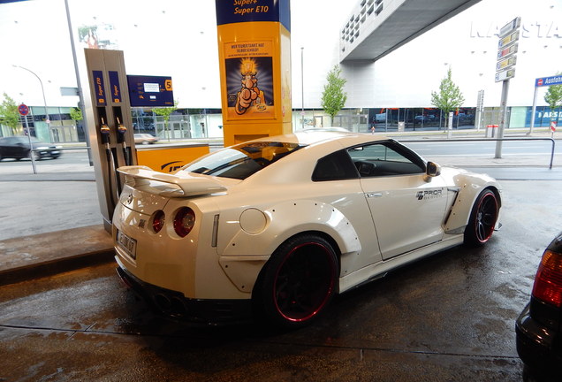 Nissan GT-R PD750 WB