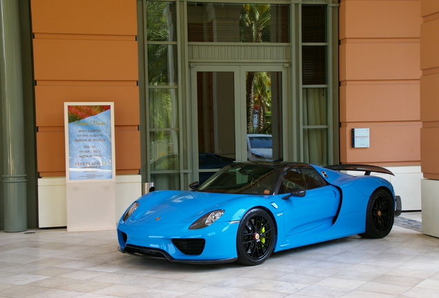 Porsche 918 Spyder Weissach Package