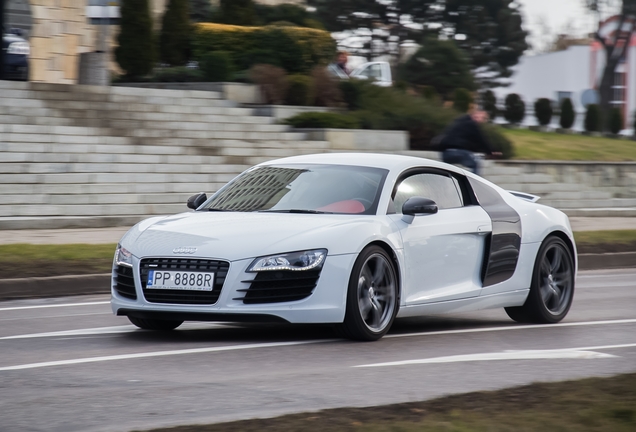 Audi R8