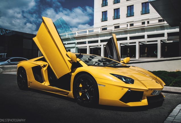 Lamborghini Aventador LP700-4