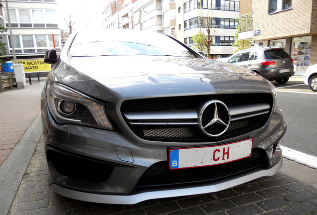 Mercedes-Benz CLA 45 AMG C117