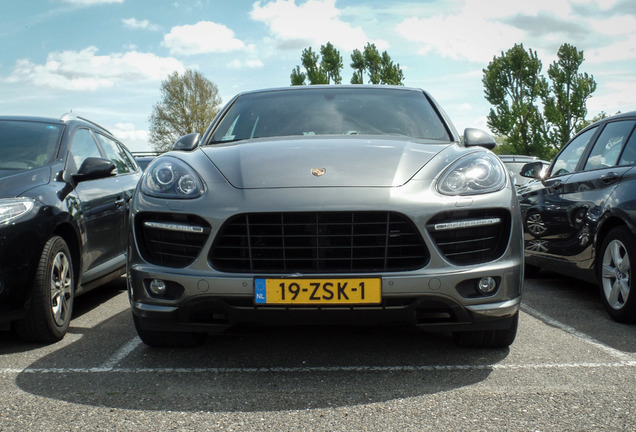 Porsche 958 Cayenne GTS