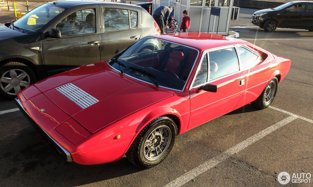 Ferrari Dino 208 GT4