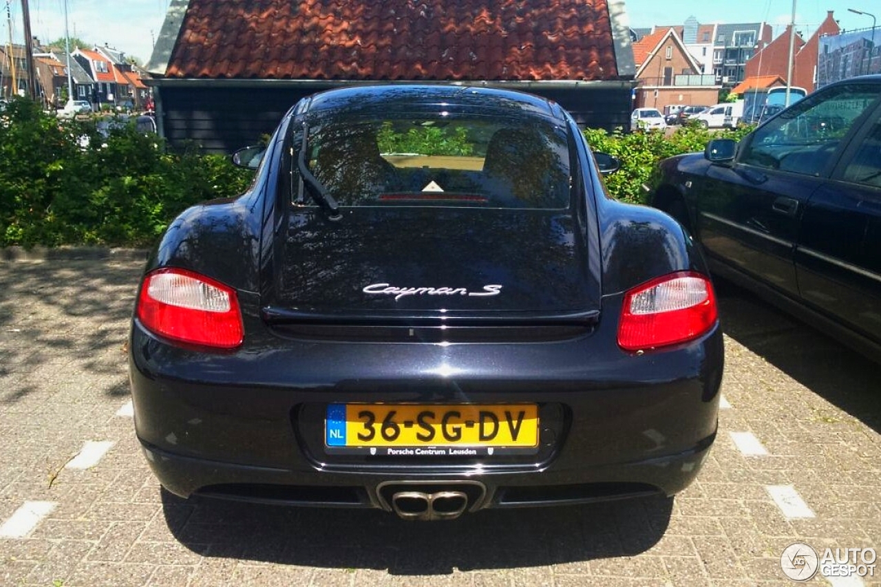 Porsche 987 Cayman S